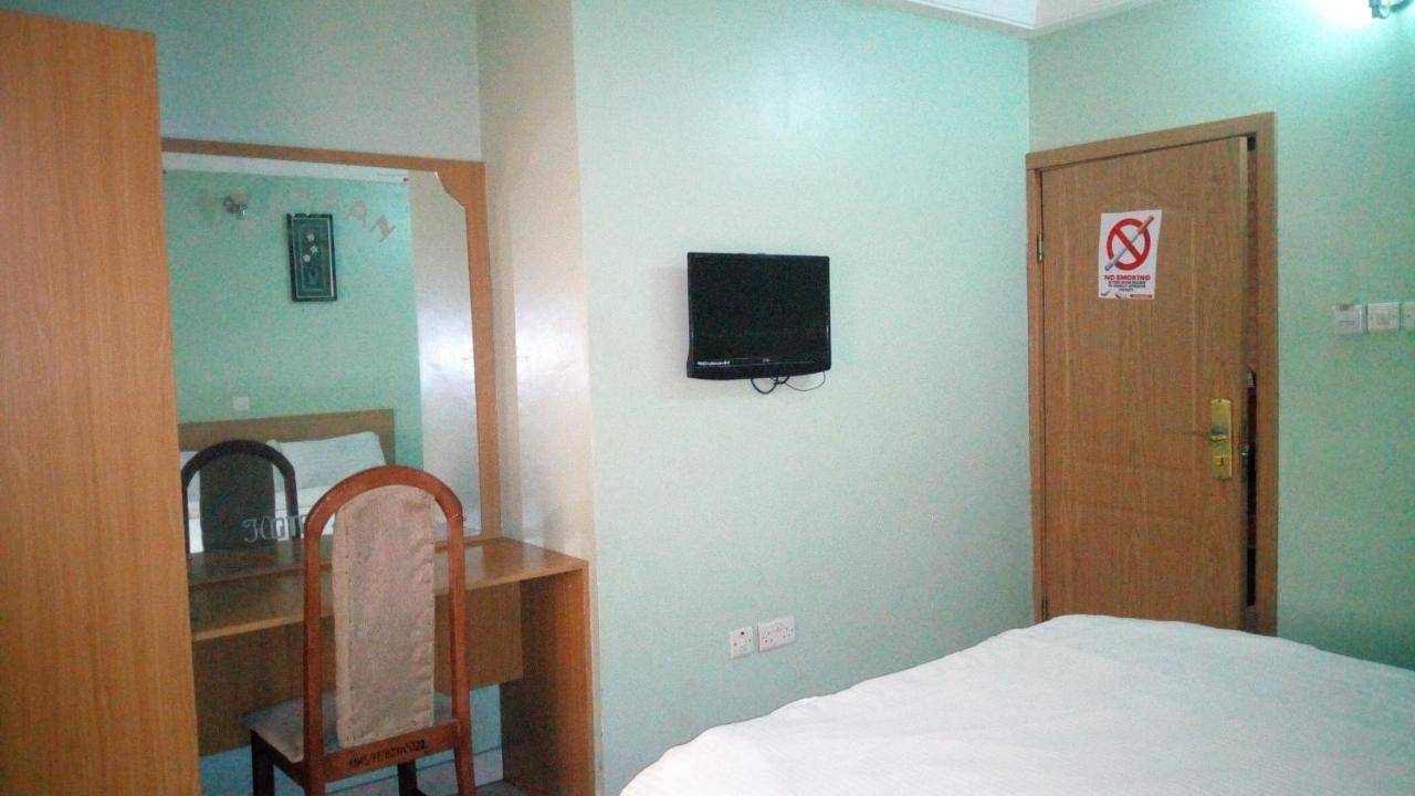 איבאדן Mataan Hotel And Suites מראה חיצוני תמונה