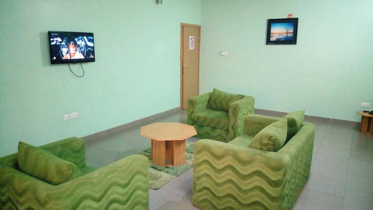 איבאדן Mataan Hotel And Suites מראה חיצוני תמונה